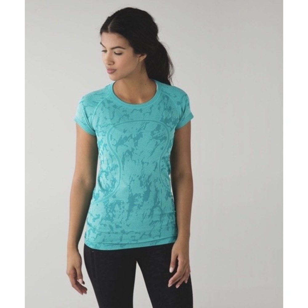 Lululemon Swiftly Tech Short Sleeve Crew Shirt Top Size 6 Turquoise Blue